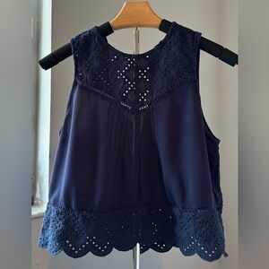 Prince & Fox Navy Textured Sleeveless Top with Yellow Label Accent